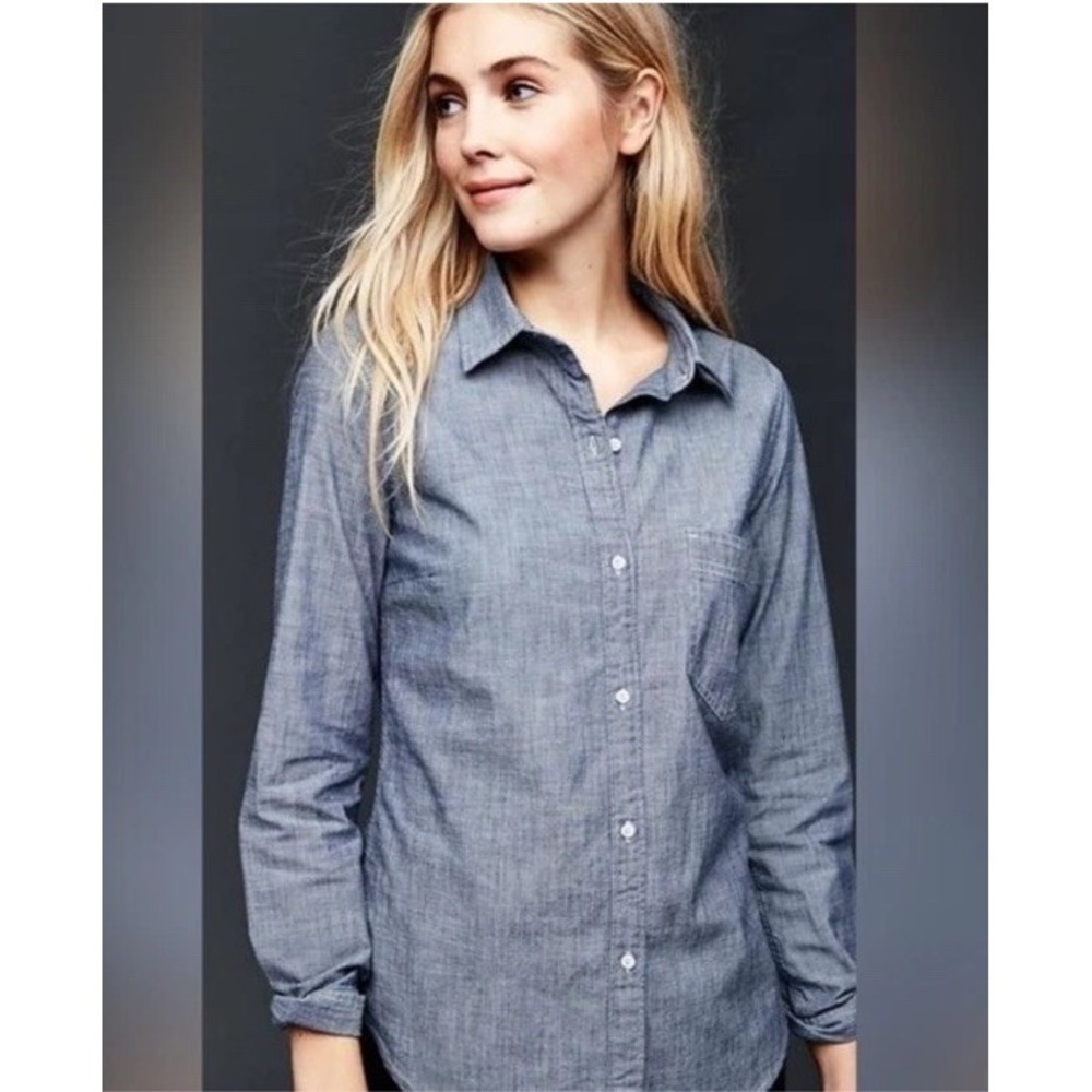 Gap Boyfriend Chambray Shirt Size Large Women's 100% Cotton Denim Button Up